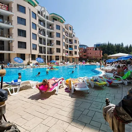 Apartmán ❤studio With Kitchen Wifi Balcony Pool View ❤uh❤ *