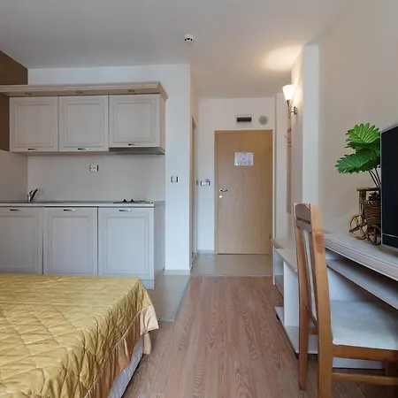❤studio With Kitchen Wifi Balcony Pool View ❤uh❤ ساني بيتش