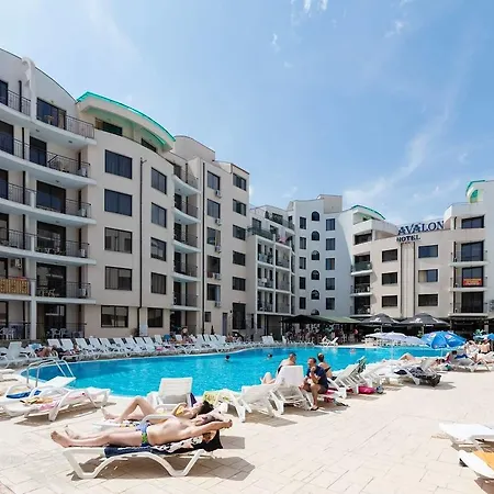 ❤studio With Kitchen Wifi Balcony Pool View ❤uh❤ شقة